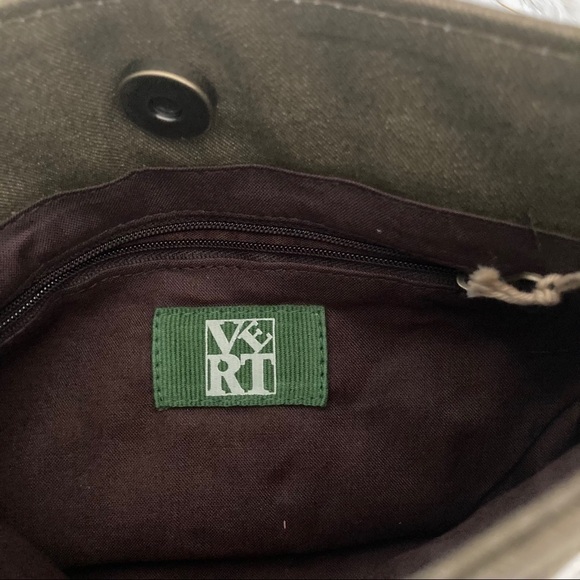 Lot of Two Vert Clutch Bags - Picture 6 of 8